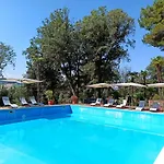 Nyaraló In Agriturismo Luzi