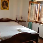Nyaraló In Agriturismo Luzi Treia