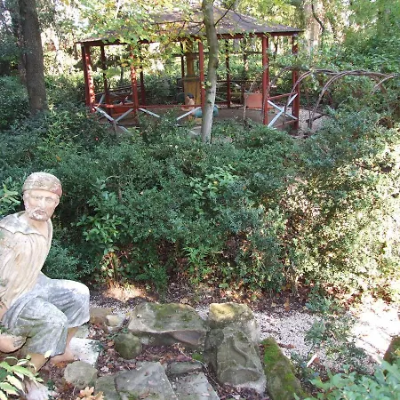 In Agriturismo Luzi * Treia